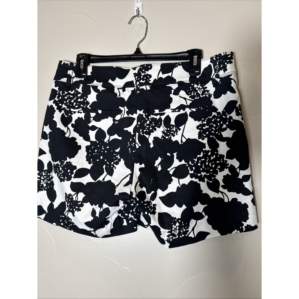 The Limited Black and White Floral Women's Shorts - Picture 3 of 6